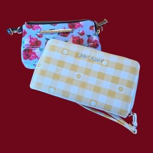 Betsey Johnson Yellow Gingham and Floral Zip Wristlet Duo. Nwot